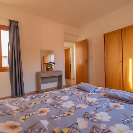 Sunset Sea View Retreat With Pool Appartement *
